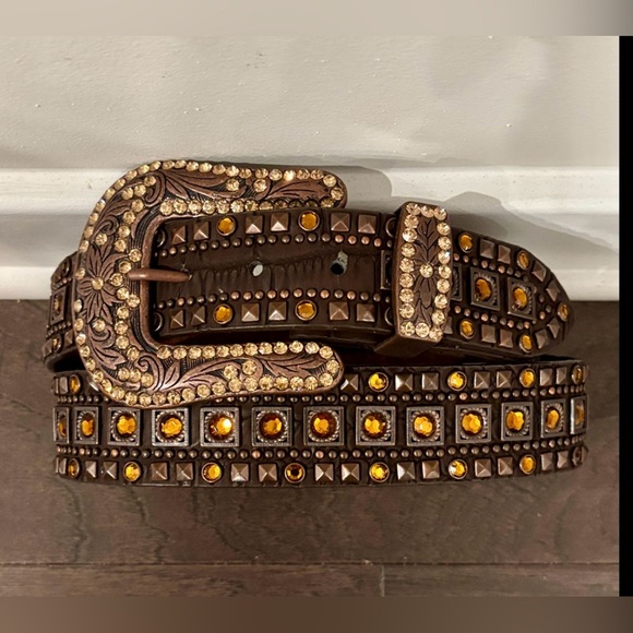 Nomad Genuine Leather Rhinestone and Metal studded,heavy floral removable buckle main image 8